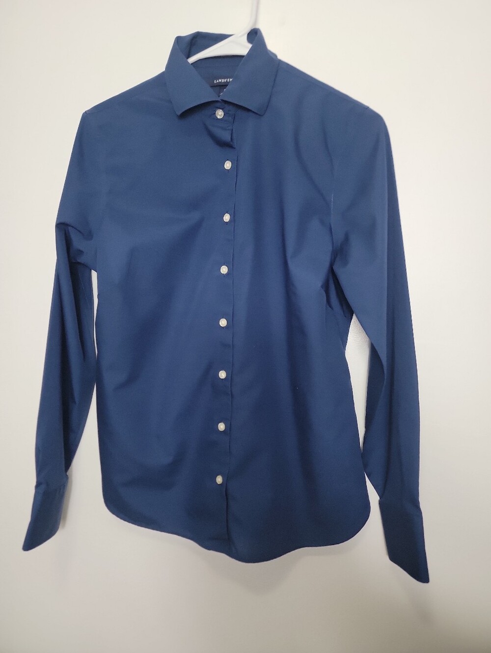 Lands' End Women's Wrinkle Free Broadcloth Dark Blue Button Up Top, 8